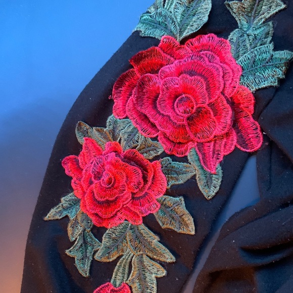 Cute little black dress - Picture 2 of 2